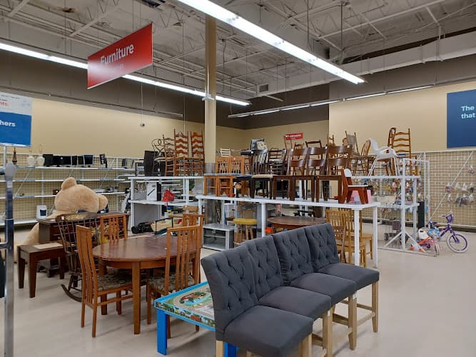 Savers storefront