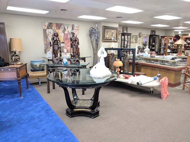 Henderson Antiques & Home Decor storefront