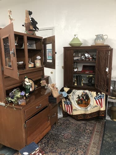Vintage Souls Antique Market storefront