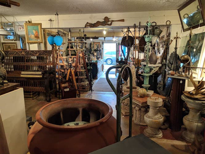 Wells Union Antique Center storefront